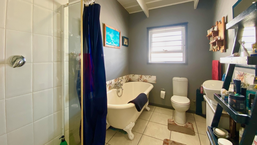 3 Bedroom Property for Sale in Dwarskersbos Western Cape